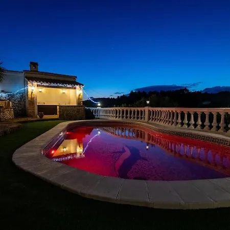 Beautiful Casa Au Lilas Rosa, Costa فيلة بينيسا